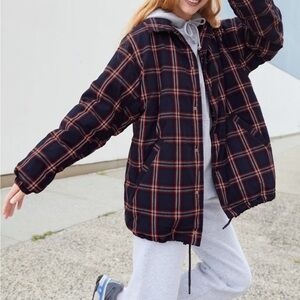 Aritzia TNA coaches jacket